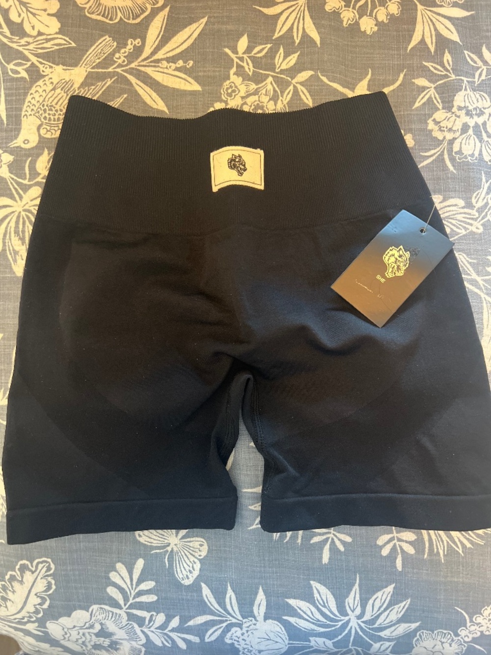 Black active shorts